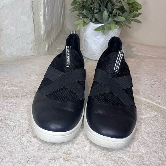 Mark Nason Black Leather & Mesh Slip-on Shoes w/ elastic straps sz 9 - Picture 3 of 6